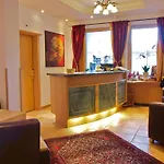 Garni Angela Ξενοδοχείο