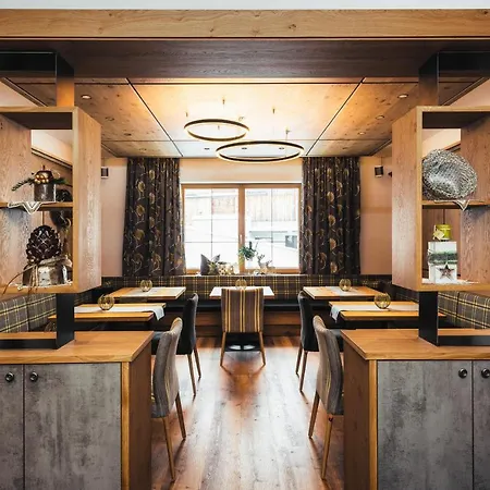 Garni Angela ホテル イシュグル