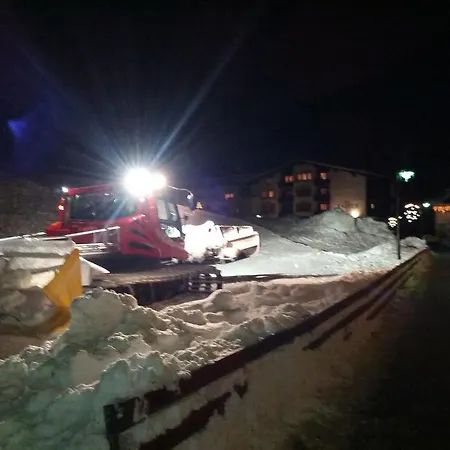 Garni Angela ホテル