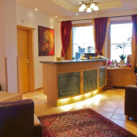 Garni Angela Отель