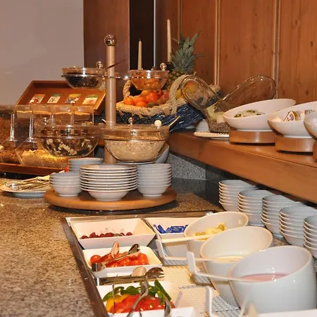Garni Angela Hotel