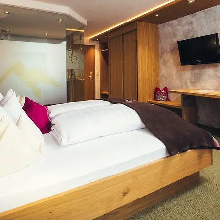 Garni Angela 4* Ισγκλ