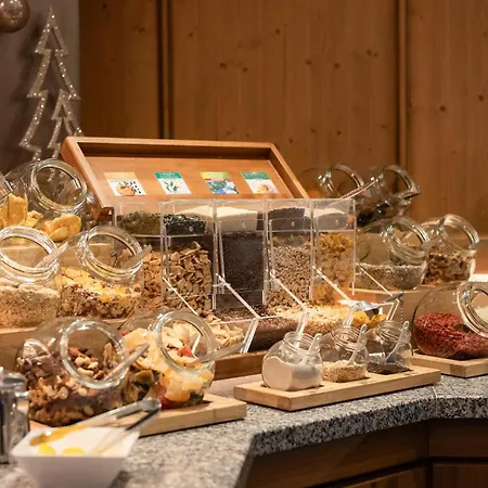 Garni Angela Hotel 4*